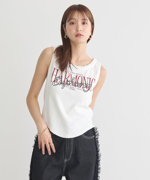 earth music&ecology（アースミュージックアンドエコロジー）の「フリルロゴノースリーブプルオーバー（タンクトップ・レディース・オフホワイト/ブラック・FREE）」の4枚目の写真