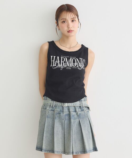 earth music&ecology（アースミュージックアンドエコロジー）の「フリルロゴノースリーブプルオーバー（タンクトップ・レディース・オフホワイト/ブラック・FREE）」の15枚目の写真