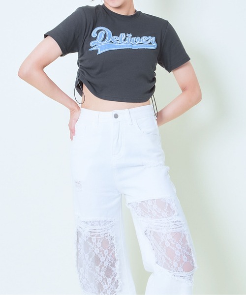 GORGE(ゴージ)の「《ドロスト×ロゴ刺繍》クロップドトップス/スポ映えデザイン(Tシャツ/カットソー・レディース・スミクロ/レッド/オフホワイト・F)」の4枚目の写真