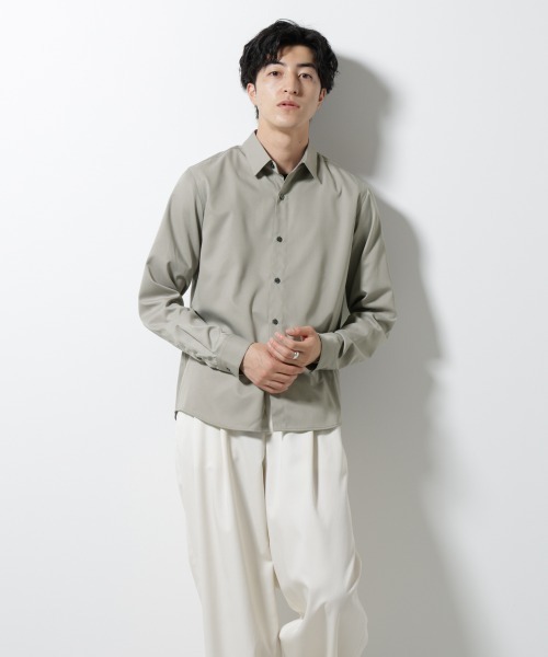 NANO universe(ナノユニバース)の「スタンダードレギュラーカラーシャツ/長袖(シャツ/ブラウス・メンズ・ホワイト/ブラウン/スミクロ/ベージュ・S/M/L/XL)」の4枚目の写真