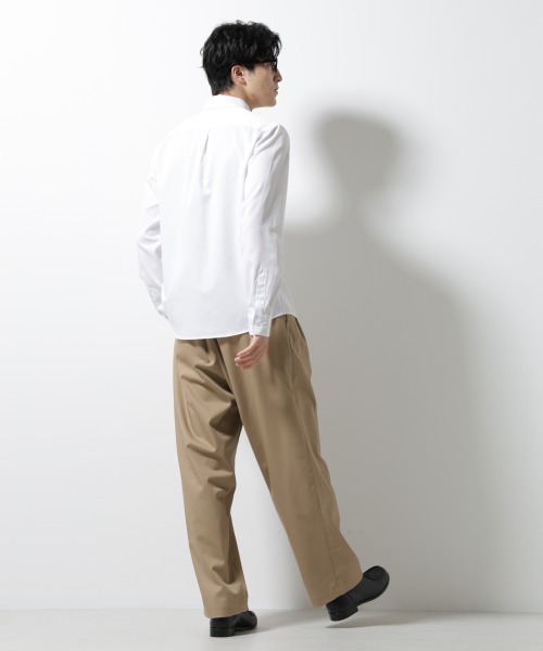 NANO universe(ナノユニバース)の「スタンダードレギュラーカラーシャツ/長袖(シャツ/ブラウス・メンズ・ホワイト/ブラウン/スミクロ/ベージュ・S/M/L/XL)」の11枚目の写真