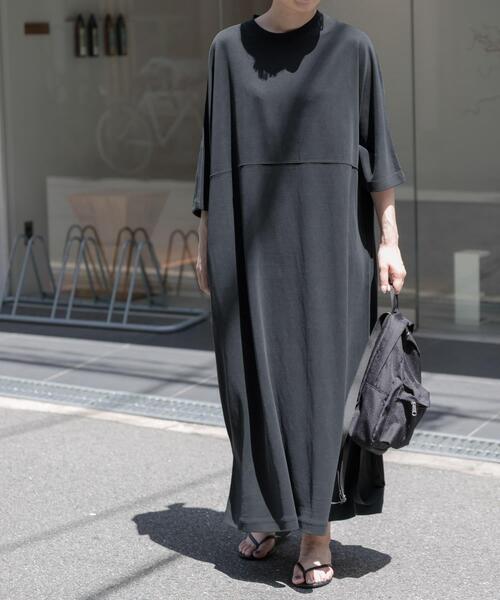 FORK&SPOON（フォークアンドスプーン）の「FORK&SPOON　モダールカノコクルーネックワンピース（ワンピース・レディース・ブラック/グリーン系その他/キャメル・1/2）」の4枚目の写真