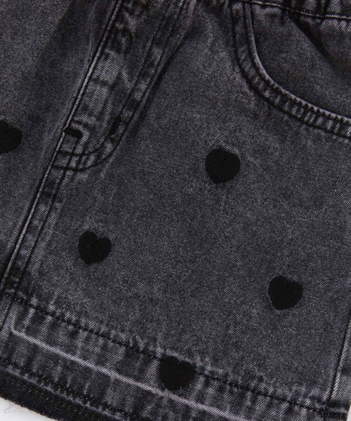 Ocean&Ground（オーシャン&グラウンド）の「Jr.ﾊｰﾄ刺繍ﾃﾞﾆﾑﾐﾆｽｶｰﾄ（デニムスカート・キッズ・ケミカルウォッシュ/ブラック・160/150）」の9枚目の写真