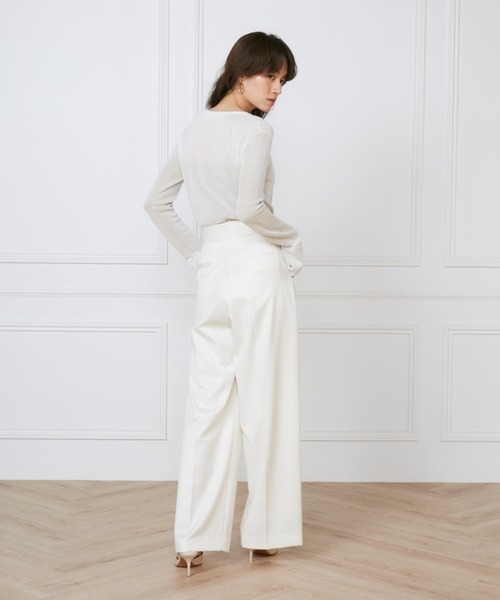 INED（イネド）の「異素材畦編みニット 《la veille by SUPERIOR CLOSET》（ニット/セーター・レディース・シルバー/ゴールド・9号）」の5枚目の写真