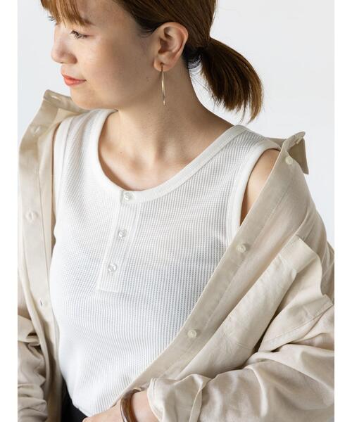 Lugnoncure(ルノンキュール)の「ワッフルヘンリータンクトップ(タンクトップ・レディース・オフホワイト/チャコールグレー/ブラック・F)」の1枚目の写真