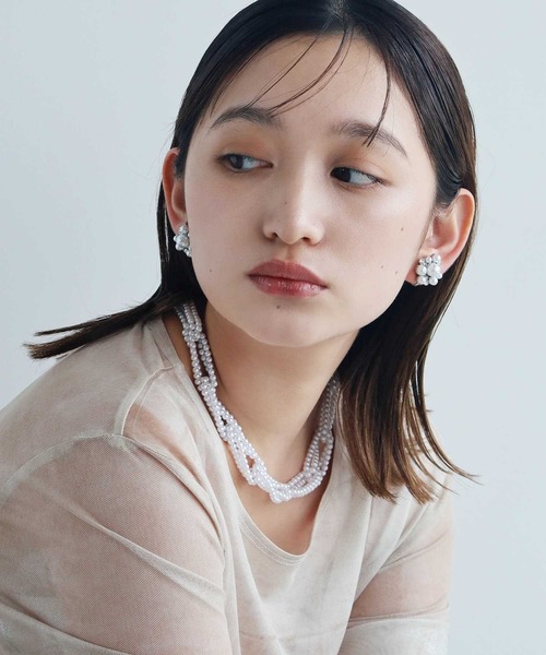 LHME(エルエイチエムイー)の「【WEB限定】“MELLOW”パールビジューイヤリング/サージカルステンレス(金属アレルギー対応)【LHME / エルエイチエムイー】(イヤリング・レディース・シルバー・ONE SIZE)」の7枚目の写真