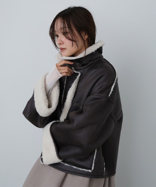 Bab(バブ)の「フェイクスエード×ボアボンディングムートンブルゾン(ムートンコート・レディース・チャコールグレー/ベージュ/ブラウン・M)」の2枚目の写真
