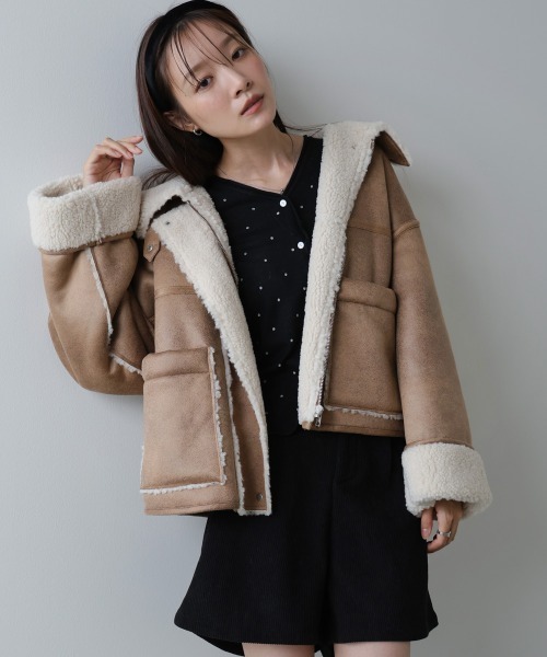 Bab(バブ)の「フェイクスエード×ボアボンディングムートンブルゾン(ムートンコート・レディース・チャコールグレー/ベージュ/ブラウン・M)」の19枚目の写真