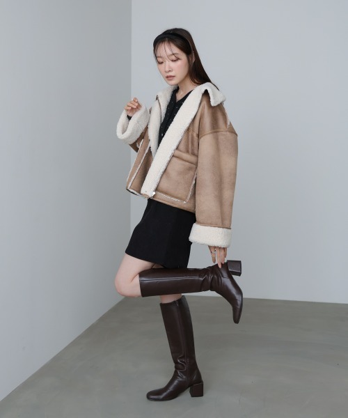 Bab(バブ)の「フェイクスエード×ボアボンディングムートンブルゾン(ムートンコート・レディース・チャコールグレー/ベージュ/ブラウン・M)」の20枚目の写真