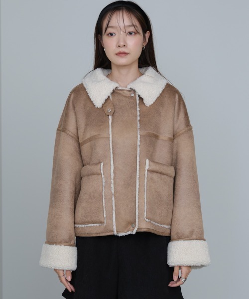 Bab(バブ)の「フェイクスエード×ボアボンディングムートンブルゾン(ムートンコート・レディース・チャコールグレー/ベージュ/ブラウン・M)」の22枚目の写真
