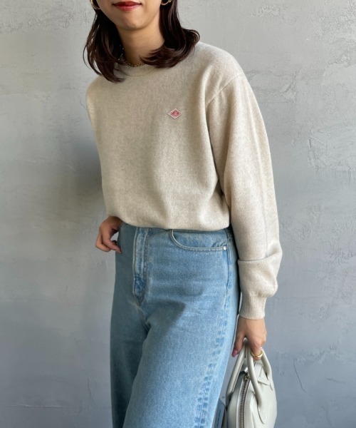 DANTON（ダントン）の「[DANTON/ダントン] ワンポイントロゴ クルーネックプルオーバーニット（ニット/セーター・レディース・オートミール/ブラック/ライトグレー/レッド/グレイッシュベージュ・38/36）」の16枚目の写真