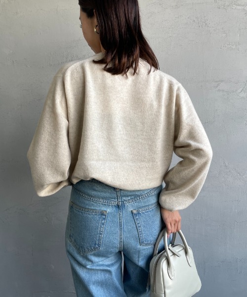 DANTON（ダントン）の「[DANTON/ダントン] ワンポイントロゴ クルーネックプルオーバーニット（ニット/セーター・レディース・オートミール/ブラック/ライトグレー/レッド/グレイッシュベージュ・38/36）」の17枚目の写真