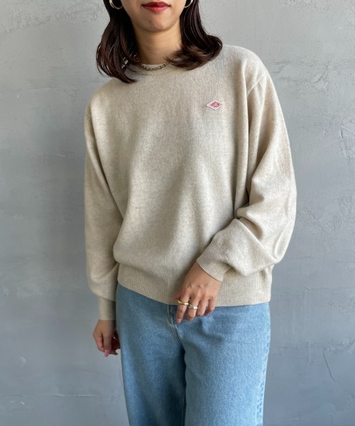 DANTON（ダントン）の「[DANTON/ダントン] ワンポイントロゴ クルーネックプルオーバーニット（ニット/セーター・レディース・オートミール/ブラック/ライトグレー/レッド/グレイッシュベージュ・38/36）」の9枚目の写真
