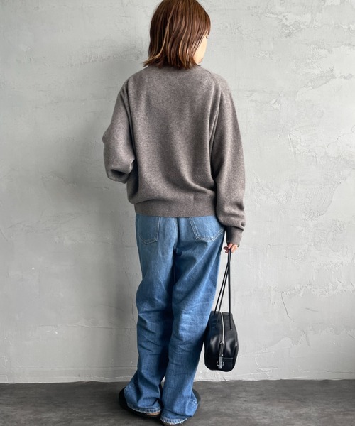 DANTON（ダントン）の「[DANTON/ダントン] ワンポイントロゴ クルーネックプルオーバーニット（ニット/セーター・レディース・オートミール/ブラック/ライトグレー/レッド/グレイッシュベージュ・38/36）」の18枚目の写真