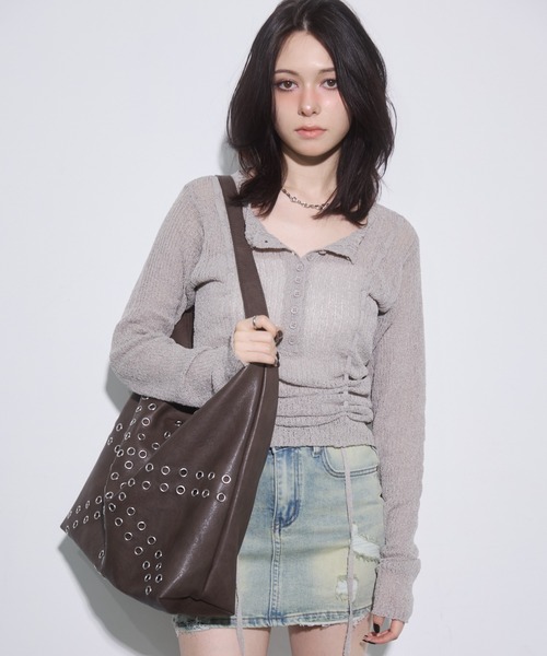 ENVYM（アンビー）の「アイレットデザインバッグ（ショルダーバッグ・レディース・ブラック/ブラウン・FREE）」の12枚目の写真