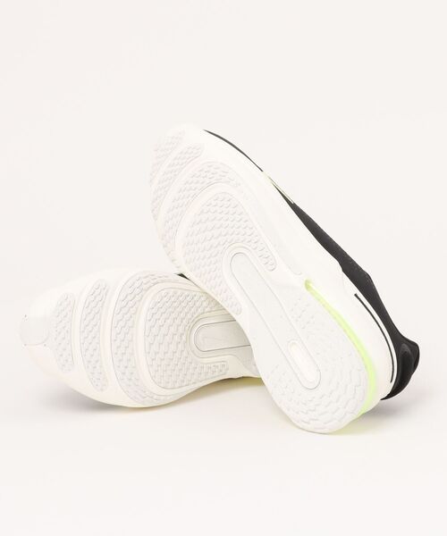 NIKE(ナイキ)の「NIKE ナイキ AIR ZOOM UPTURN SC【軽量】メンズスニーカー 厚底(エアズームアップターンSC)(スニーカー・メンズ・ブラック×ホワイト・25.5cm/26.0cm/26.5cm/27.0cm/27.5cm/28.0cm/28.5cm/29.0cm/30.0cm)」の3枚目の写真