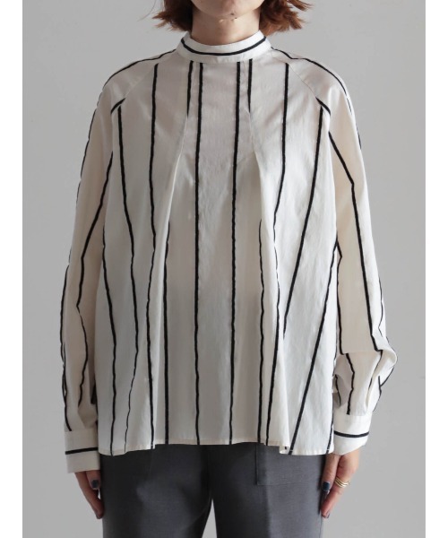 FIL DE FER(フィルデフェール)の「ベロアラインストライプ スタンドブラウス(シャツ/ブラウス・レディース・アイボリー・FREE)」の13枚目の写真