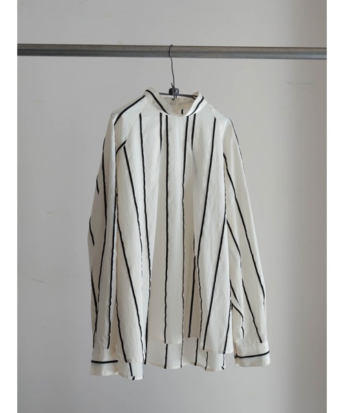 FIL DE FER(フィルデフェール)の「ベロアラインストライプ スタンドブラウス(シャツ/ブラウス・レディース・アイボリー・FREE)」の4枚目の写真