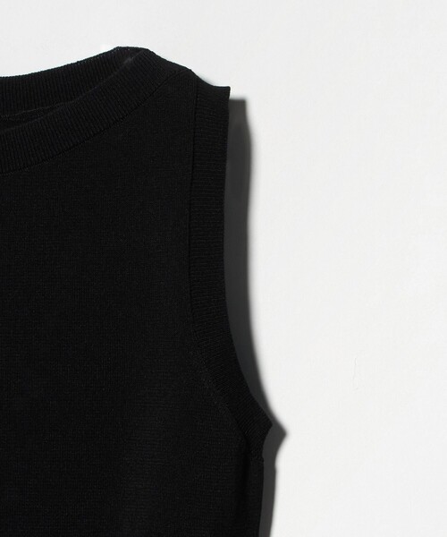 ATTISESSION(アティセッション)の「<ATTISESSION>タンクトップ×ストール ニット トップス(ニット/セーター・レディース・ブラック/オフホワイト・FREE)」の10枚目の写真