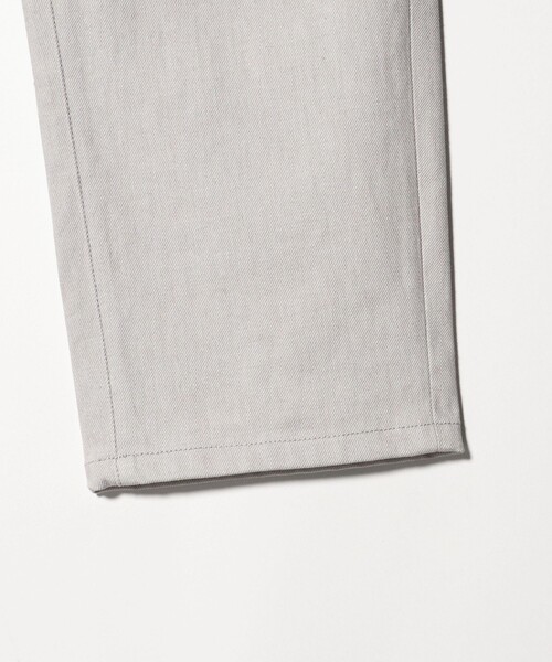 UNITED ARROWS（ユナイテッドアローズ）の「クリーン デニムパンツ（デニムパンツ・レディース・オフホワイト/ライトグレー・38/36）」の13枚目の写真