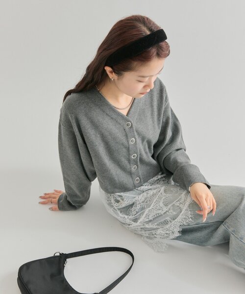 セール】【今すぐお届け可能！もちふわ素材】Vボタンカーディガン