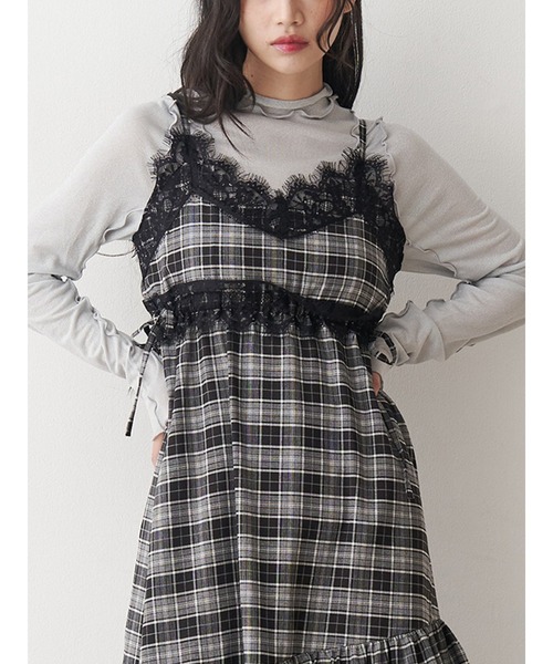 jouetie（ジュエティ）の「ラメハイネックトップス（Tシャツ/カットソー・レディース・レッド/ネイビー/シルバー/ブラック/ピンク・MEDIUM）」の5枚目の写真