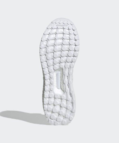 adidas(アディダス)の「ウルトラブースト 1.0 シューズ / Ultraboost 1.0 Shoes / アディダス adidas(スニーカー・メンズ・ホワイト・29.0cm/28.5cm/28.0cm/27.5cm/27.0cm/26.5cm/26.0cm/25.5cm/25.0cm)」の3枚目の写真