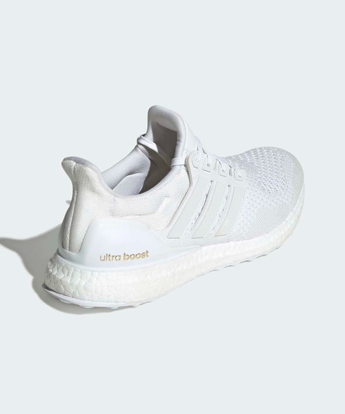 adidas(アディダス)の「ウルトラブースト 1.0 シューズ / Ultraboost 1.0 Shoes / アディダス adidas(スニーカー・メンズ・ホワイト・29.0cm/28.5cm/28.0cm/27.5cm/27.0cm/26.5cm/26.0cm/25.5cm/25.0cm)」の5枚目の写真
