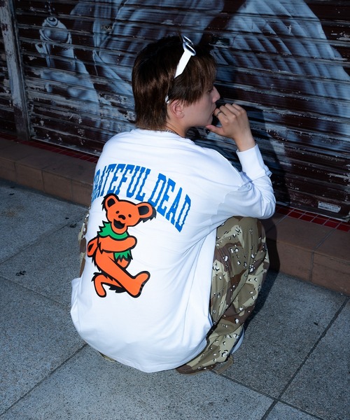 Grateful Dead(グレイトフルデッド)の「【GRATEFUL DEAD】オーバーサイズ プリント 長袖Tシャツ(Tシャツ/カットソー・メンズ・ホワイト系/パープル系1/ホワイト/ネイビー系2/ブラック系/チャコール/ホワイト系2/ホワイト系1・X-LARGE/LARGE/MEDIUM)」の1枚目の写真