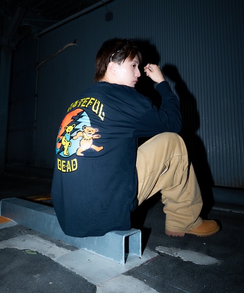 Grateful Dead(グレイトフルデッド)の「【GRATEFUL DEAD】オーバーサイズ プリント 長袖Tシャツ(Tシャツ/カットソー・メンズ・ホワイト系/パープル系1/ホワイト/ネイビー系2/ブラック系/チャコール/ホワイト系2/ホワイト系1・X-LARGE/LARGE/MEDIUM)」の12枚目の写真