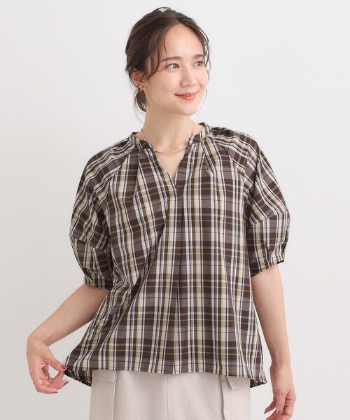 DRESKIP(ドレスキップ)の「【S-LL/洗濯後しわになりにくい】ランタンスリーブで女性らしく 5分袖スキッパーブラウス(シャツ/ブラウス・レディース・ピンク系/チャコールグレー/ブルー系その他4/ブラウン系2・04/03/02/01)」の13枚目の写真