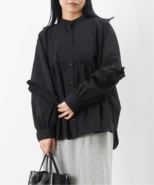 LUCA/LADY LUCK LUCA（ルカ/レディラックルカ）の「LC/LLL プリーツ