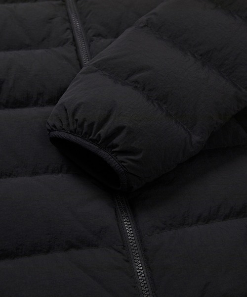 Snow Peak（スノーピーク）の「SnowPeak / Land Lightweight Down Jacket  ランドライトウェイトダウンジャケット 海外限定（ダウンジャケット/コート・メンズ・ブラック/カーキ/ライトベージュ/ダークネイビー・M/L/XL/2XL）」の15枚目の写真
