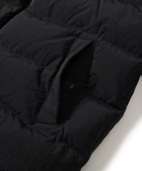 Snow Peak（スノーピーク）の「SnowPeak / Land Lightweight Down Jacket  ランドライトウェイトダウンジャケット 海外限定（ダウンジャケット/コート・メンズ・ブラック/カーキ/ライトベージュ/ダークネイビー・M/L/XL/2XL）」の14枚目の写真