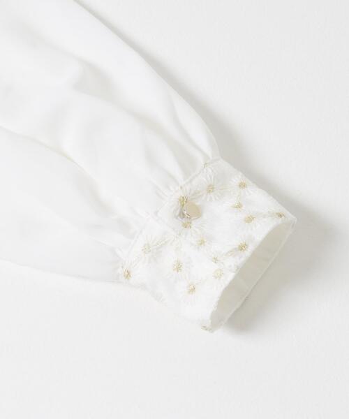 URBAN RESEARCH ROSSO WOMEN(アーバンリサーチ ロッソ)の「ウォッシャブルフラワー刺繍レースブラウス(シャツ/ブラウス・レディース・ブラック/オフホワイト/ベージュ系その他・FREE)」の12枚目の写真
