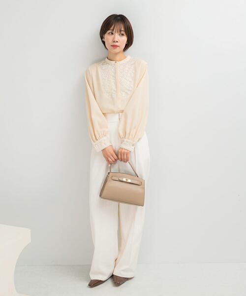 URBAN RESEARCH ROSSO WOMEN(アーバンリサーチ ロッソ)の「ウォッシャブルフラワー刺繍レースブラウス(シャツ/ブラウス・レディース・ブラック/オフホワイト/ベージュ系その他・FREE)」の15枚目の写真