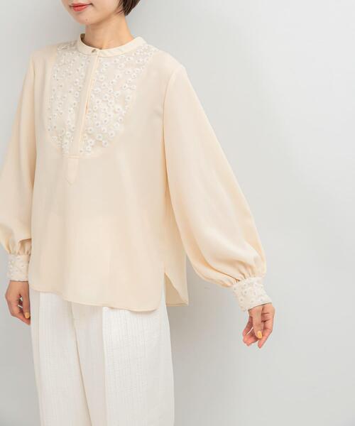 URBAN RESEARCH ROSSO WOMEN(アーバンリサーチ ロッソ)の「ウォッシャブルフラワー刺繍レースブラウス(シャツ/ブラウス・レディース・ブラック/オフホワイト/ベージュ系その他・FREE)」の20枚目の写真