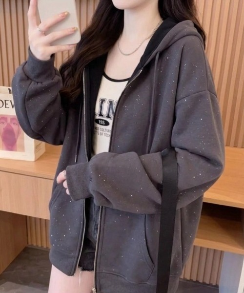 yuue' ( wear )(ユーイ)の「ラメグリッターオーバーサイズジップフーディー/キラキラパーカー(パーカー・レディース・ブラック/チャコールグレー・FREE)」の17枚目の写真