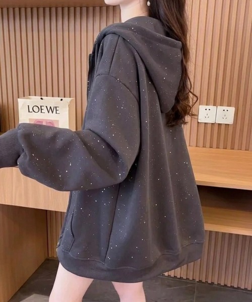 yuue' ( wear )(ユーイ)の「ラメグリッターオーバーサイズジップフーディー/キラキラパーカー(パーカー・レディース・ブラック/チャコールグレー・FREE)」の15枚目の写真