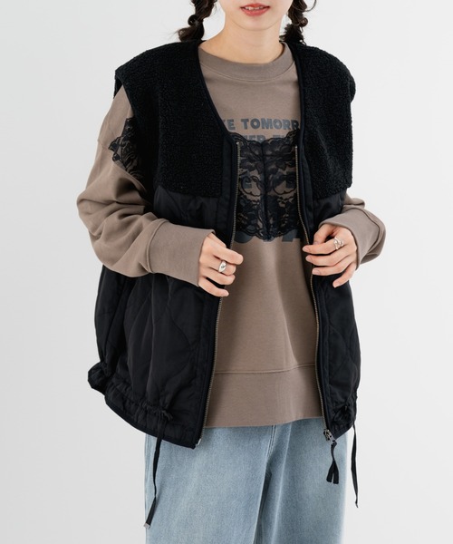 refinedworks(リファインドワークス)の「【refinedworks】ボア × キルティング の 異素材切替ベスト!(ベスト・レディース・カーキ/ブラック/ベージュ・FREE)」の2枚目の写真