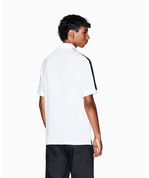 ARMANI EXCHANGE（アルマーニエクスチェンジ）の「【A|X アルマーニ エクスチェンジ】ロゴテープ 半袖ポロシャツ/REGULAR（ポロシャツ・メンズ・オフホワイト/ブラック・LARGE/MEDIUM/SMALL/X-LARGE/X-SMALL）」の3枚目の写真