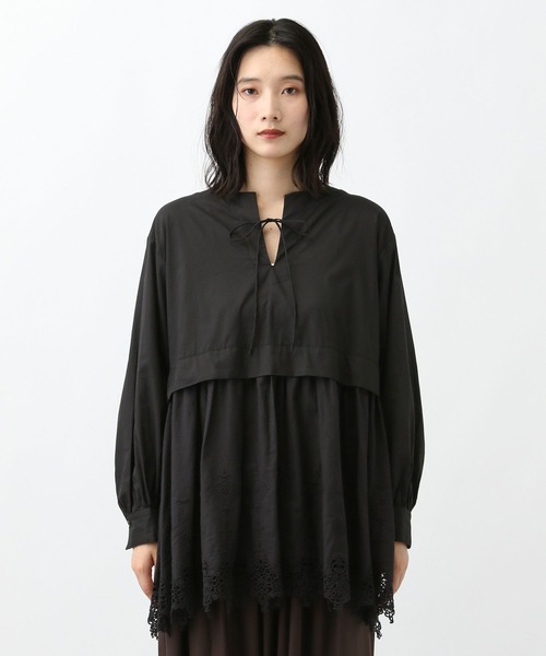 セール】《natural by clip》コットン刺繍レースヘムブラウス（シャツ