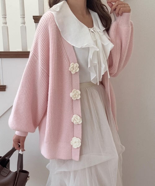 LAUIR（ラウアー）の「花デザインビッグシルエットニットカーディガン（カーディガン/ボレロ・レディース・ピンク/アイボリー/ピンクベージュ・MEDIUM/LARGE）」の17枚目の写真