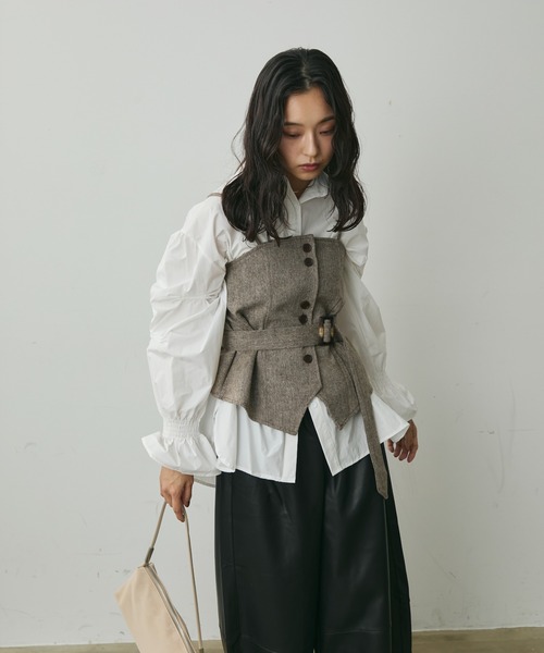 Lunea（ルネア）の「ベルト付き2wayビスチェ（キャミソール・レディース・グレー/ブラウン・FREE）」の10枚目の写真