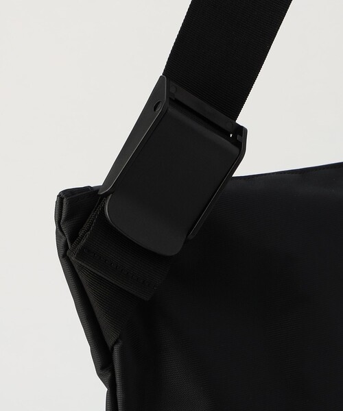 NOLLEY'S LIGHT(ノーリーズライト)の「【ADAM PATEK】 water repellent nylon shoulder big bag(ショルダーバッグ・メンズ・ブラック/オリーブ・FREE)」の16枚目の写真