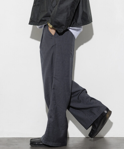 FREAK'S STORE(フリークスストア)の「Washed 100% Wool ワイドシルエット スラックスパンツ(スラックス・メンズ・ブラック/グレー・MEDIUM/LARGE)」の3枚目の写真