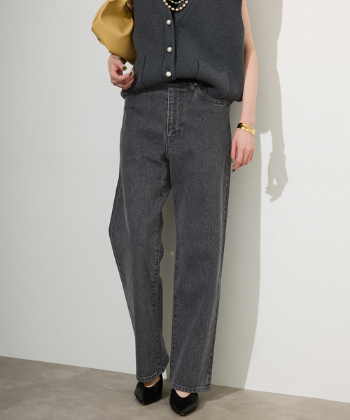 SLOBE IENA（スローブイエナ）の「《4サイズ展開/追加7》LE DENIM ストレートデニムパンツ（デニムパンツ・レディース・ブラック/サックスブルー・34/36/38/40）」の5枚目の写真