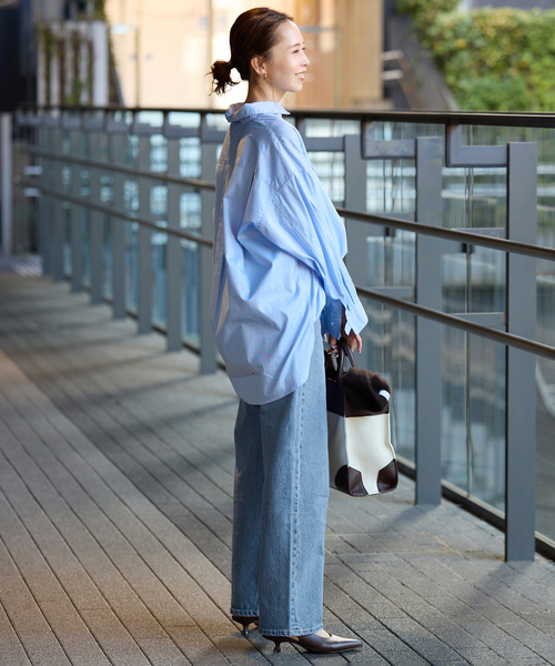 SLOBE IENA（スローブイエナ）の「《4サイズ展開/追加7》LE DENIM ストレートデニムパンツ（デニムパンツ・レディース・ブラック/サックスブルー・34/36/38/40）」の18枚目の写真