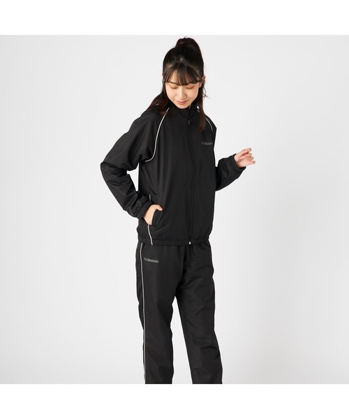Kappa(カッパ)の「Kappa カッパ 軽量 裏フリース ポリエステルリップ ウィンドブレーカー ジャケット(ブルゾン・レディース・ブラック/ネイビー・M/L/LL)」の7枚目の写真