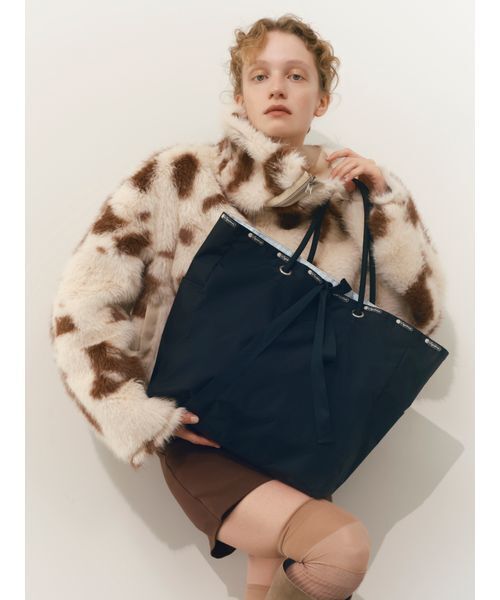 FRAY I.D（フレイアイディー）の「【LeSportsac× FRAY I.D】RB LARGE 2WAY TOTE（トートバッグ・レディース・ブラック・F）」の2枚目の写真